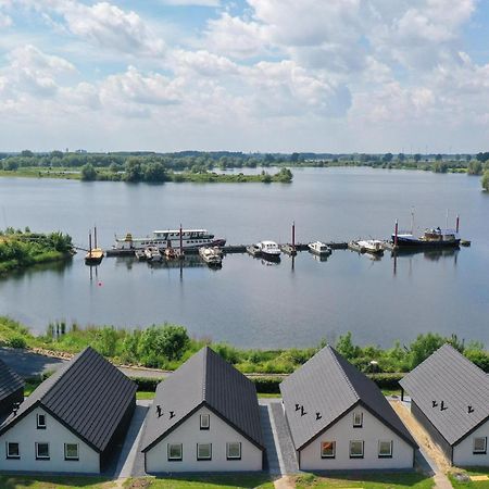 3 Bedroom Gorgeous Home In Kerkdriel Экстерьер фото