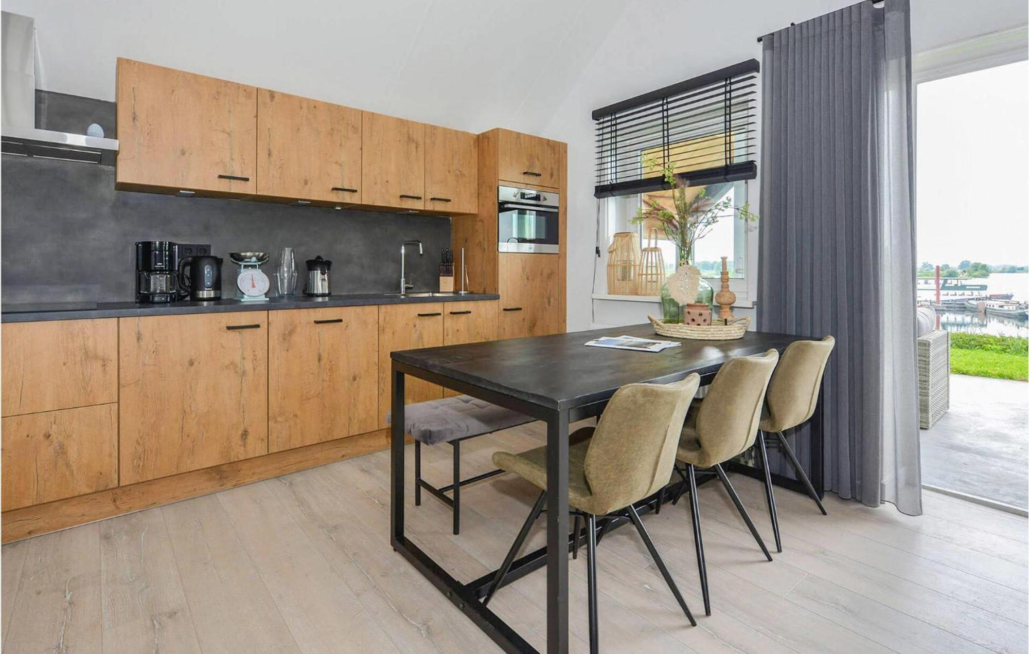 3 Bedroom Gorgeous Home In Kerkdriel Экстерьер фото